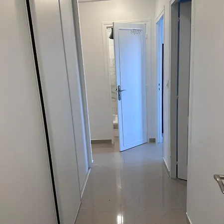 Location Courte Duree A Boissy Saint Leger Apartment Exterior photo